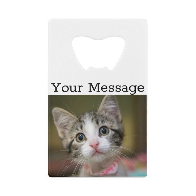 Abrebotellas De Tarjeta De Crédito Un lindo gatito con ojos verdes (Anverso)