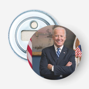 Abrebotellas El presidente estadounidense Joe Biden como senado