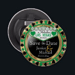 Abrebotellas Guardar el estilo de fecha Las Vegas - Verde<br><div class="desc">¿Te vas a casar pronto? Una forma divertida y única de anunciar sus planes bodas. Guarde la fecha para su Boda un Abridor de botella listo para su personalización. Con las palabras "Save the Date" en un estilo de Las Vegas en un diseño falso metálico de oro, verde y negro....</div>