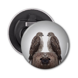 Abrebotellas Halcones en un poste