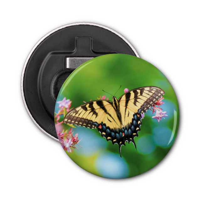 Abrebotellas Hermosa mariposa de cola Swalloween sobre flores d (Anverso)