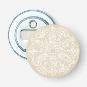 Abrebotellas Mandala blanca exótica con fondo beige