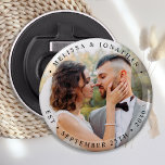 Abrebotellas Modern Bride Groom Simple Photo Boda<br><div class="desc">Añada el toque final a su boda con estos abridores de botellas de fotos personalizados modernos y sencillos. Perfecto como favores de boda para todos sus invitados. Personalizar estos abridores de botellas bodas con tu foto de compromiso favorita, foto recién casada, y personaliza con nombre y fecha. Vea nuestra colección...</div>