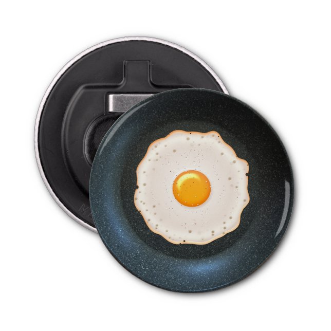 Abrebotellas Tasty Fried Egg in Skillet Pan (Anverso)