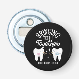 Abrebotellas Unir los dientes - Ortodoncista 