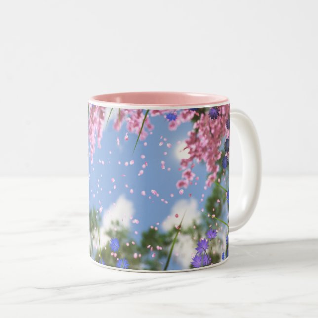 Abril riega la taza (Anverso derecho)