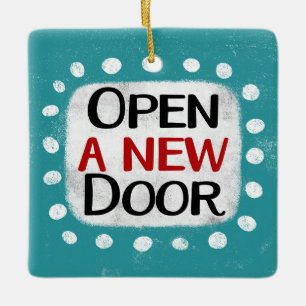 Abrir Un Nuevo Ornamento De Puerta