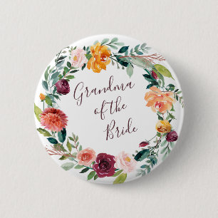 Abuela floral de Paprika con el botón de novia