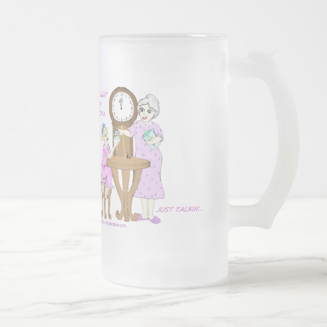 Abuelita americana encima de toda la taza de (Derecha)