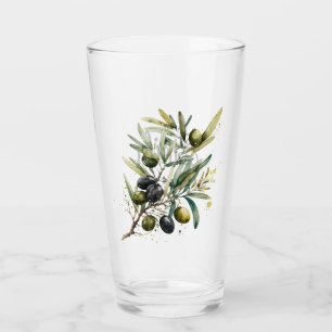 Aceitunas negras y verdes de color de agua en una