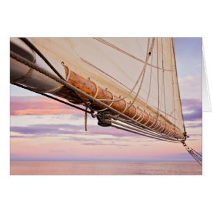 Acercamiento De La Vela Y Las Pistas Maine, Camd