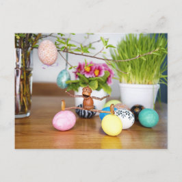 Acorn elves con huevos de Pascua postal de Pascua