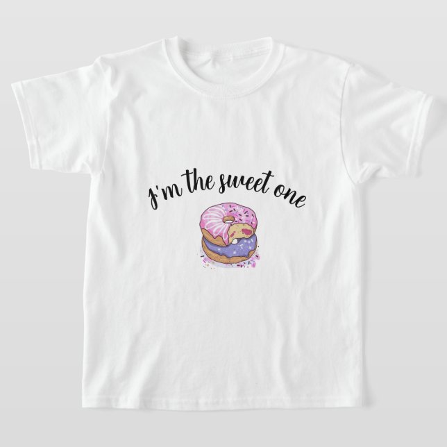 Adorable soy la dulce camiseta de un niño pequeño (Distribución)