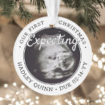 Adorno 2 Padres con ultrasonido de bebe fotográfico esper<br><div class="desc">Celebre el precioso regalo de su nuevo miembro de la familia con un elegante adorno acrílico de dos fotos. El diseño neutro de género es adecuado para un niño o chica de recién nacido. El texto y las imágenes de esta plantilla son fáciles de personalizar y pueden ser diferentes o...</div>