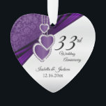 Adorno 33.ᵉʳ Aniversario del Boda Púrpura Ametista Keepsa<br><div class="desc">🥇 DISEÑO ORIGINAL DE ARTE DE DERECHOS DE AUTOR DE Donna Siegrist SÓLO DISPONIBLE EN ZAZZLE! 33/6 Aniversario Ametist Purple Boda Keepsake Diseño Ornamento listo para su personalización. También se puede usar para otras ocasiones como cumpleaños, amistad, regalo de novia, etc... simplemente cambiando la redacción ⭐ Este producto es 100%...</div>