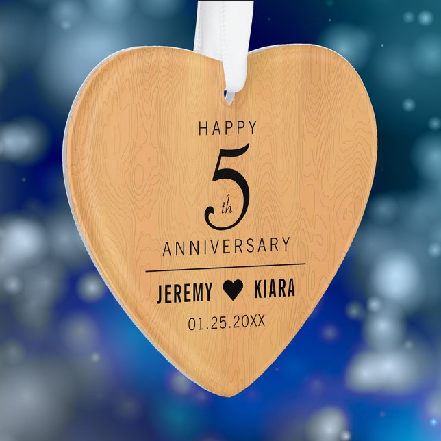 Adorno 5to aniversario de boda de madera elegante (Elegant 5th Wood Wedding Anniversary Acrylic Ornament Cover Photo.)