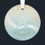 Adorno Beach House Nautical Starfish Aqua Blue ID623<br><div class="desc">Este diseño de adorno acrílico en los suaves colores del mar y la arena le permite añadir fácilmente su propio nombre y texto usando la plantilla proporcionada. La simple imagen de pez estrella sobre un fondo acuático angustiado se ve resaltada por un acento ondulado en agua y blanco. Si no...</div>