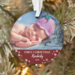 Adorno Bebé primera foto de Navidad copos de nieve<br><div class="desc">Ornamento de la primera foto de Navidad para bebés. Puede cambiar el nombre y las fotos para personalizarlas.</div>