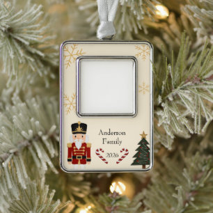 Adorno Cascanueces clásico de Navidad