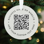 Adorno Código QR | Gris sencillo y limpio Minimalista<br><div class="desc">Una plantilla de ornamento de código QR gris personalizado simple en un estilo minimalista moderno que se puede actualizar fácilmente con tu código QR,  nombre de negocio o sitio web y texto personalizado,  por ejemplo,  escanéenme a...  #QRcode #navidades #decoración #business</div>