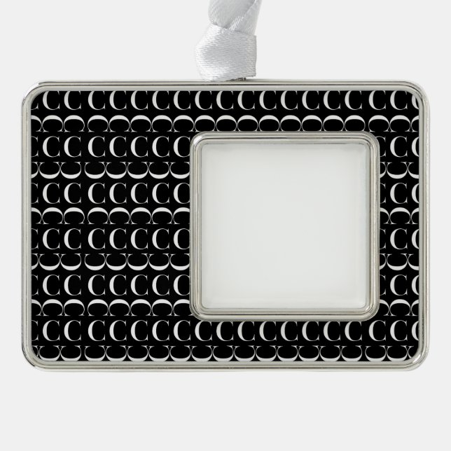 Adorno Con Marco Letra monográfica inicial C (Anverso)