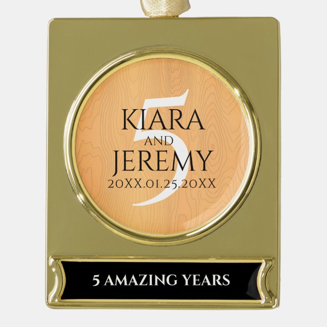 Adorno Con Rótulo Dorado Celebración del 5° Aniversario del Boda de Madera  (Anverso)