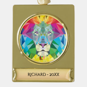 Adorno Con Rótulo Dorado Colores arcoiris de cabeza de león con fecha y año