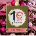 Adorno Con Rótulo Dorado Cute 1 Navidades Baby Bear Keepsake Name<br><div class="desc">Cute 1ª Navidades Bebé Bear Keepsake Nombre Ornamento de banner chapado de oro</div>