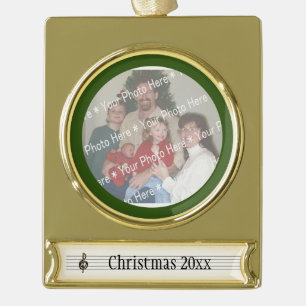 Adorno Con Rótulo Dorado Música Treble Clef y el personal del corazón con t