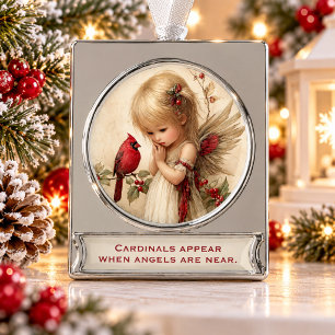 Adorno Con Rótulo Plateado Cardenales Aparecen – Recuerdo Angelical de Navida