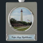 Adorno Con Rótulo Plateado Faro de Cape May<br><div class="desc">Faro de Cape May</div>