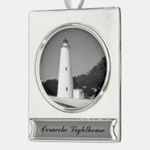 Adorno Con Rótulo Plateado Faro de Ocracoke