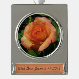 Adorno Con Rótulo Plateado Fotografía de Peach Rosa Naranja Floral