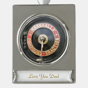 ADORNO CON RÓTULO PLATEADO MOTORES DE TRACCIÓN