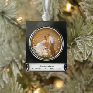 Adorno Con Rótulo Plateado Mr & Mrs First Christmas Simple Text Circle Photo