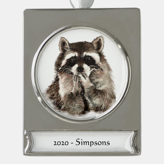 Adorno Con Rótulo Plateado Nombre Personalizado Fecha de Cute Raccoon Brillan (Anverso)