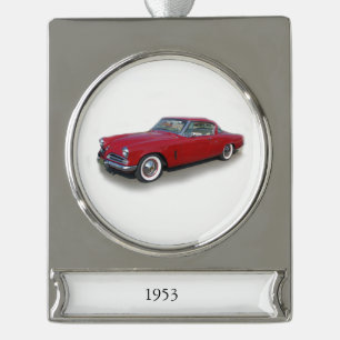 Adorno Con Rótulo Plateado Ornamento de la pancarta roja clásica del coche de