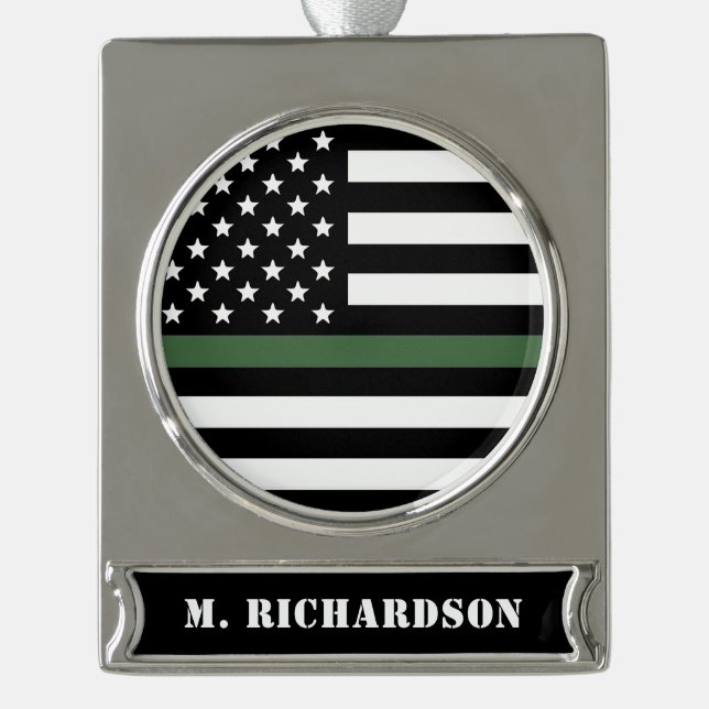 Adorno Con Rótulo Plateado Personalizado Thin Green Line Héroe del Ejército d (Anverso)