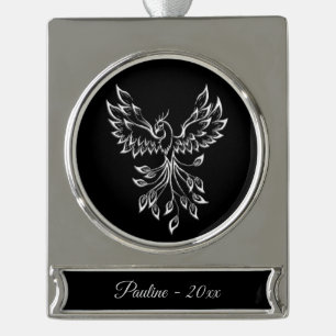 Adorno Con Rótulo Plateado Phoenix Rises en Negro
