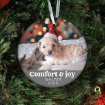 Adorno Confort y alegría de los Navidades modernos<br><div class="desc">Presentamos nuestro "Comfort & Joy Photo and Name Modern Navidades Grey Ornament", un elegante y personalizado regalo de vacaciones perfecto para amigos, familia, compañeros de trabajo y sus queridos mascotas. Este ornamento de excelente factura presenta un diseño moderno, adornado con el reconfortante mensaje de "Confort y Alegría". Lo que lo...</div>