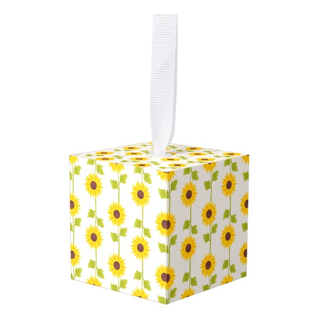 adorno cúbico (Anverso en perspectiva)