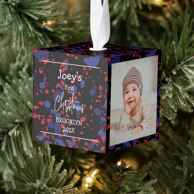 Adorno Cúbico azul, negro y rojo bebé primera Navidad tres Foto (Árbol)