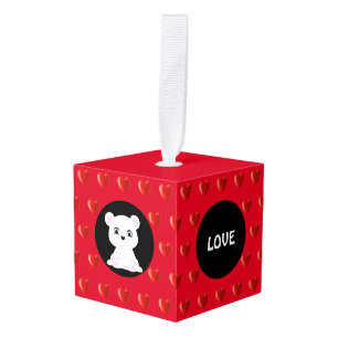 Adorno Cúbico Corazones, oso polar y caligrafía