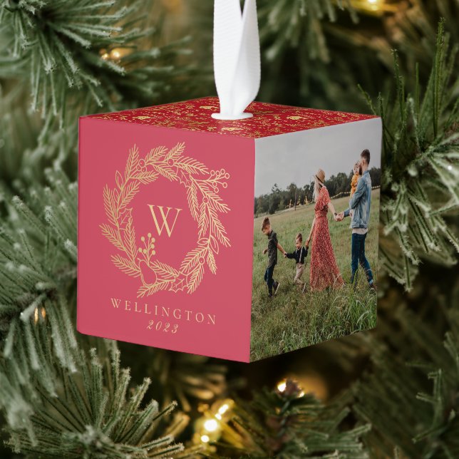 Adorno Cúbico Elegante Oro Wreath Monograma Rojo Foto (Árbol)