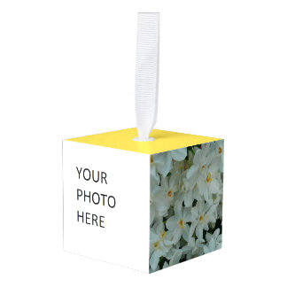 Adorno Cúbico Flores blancas de arcissus paperblancas