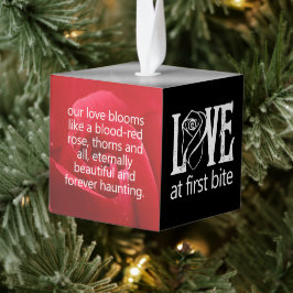 Adorno Cúbico Las rosas rojas góticas aman al primer Boda de la 