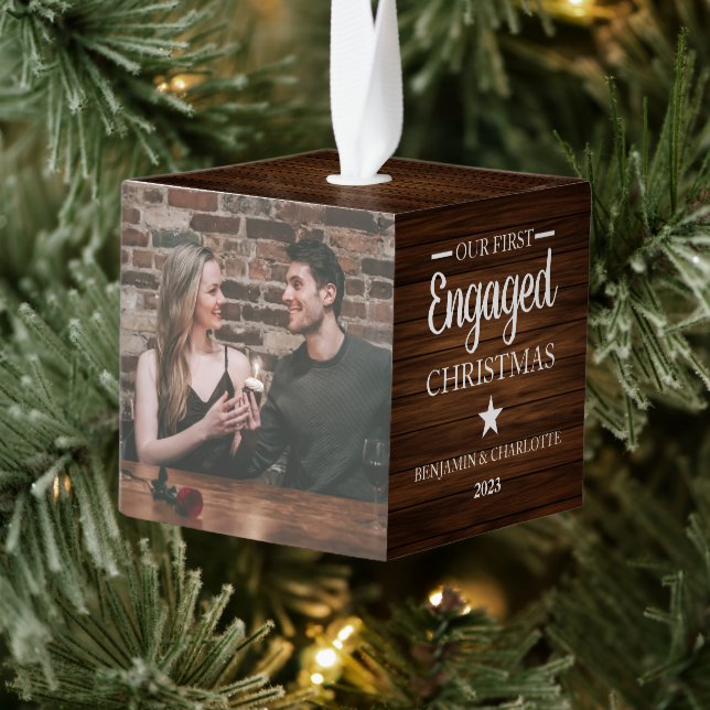 Adorno Cúbico Madera Rústica Nuestra Primera Navidad Comprometid (Árbol)