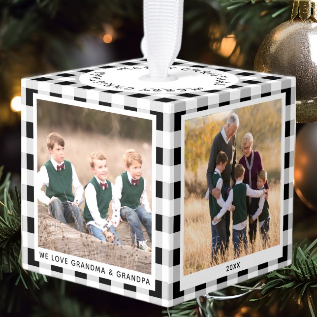 Adorno Cúbico Navidades fotográficos personalizados Plaid 4 Abue (Personalized Black White Plaid Christmas 4 Photo Cube Ornament for Grandparents)