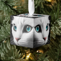 Ojos de joyas de gato blanco albino