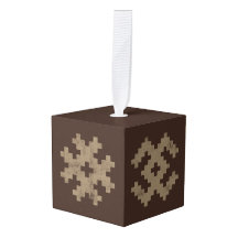 Personalizado de la etnia báltica marrón pixelado